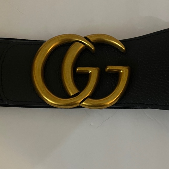 Black and Gold Women's Luxury Belt - Picture 2 of 5